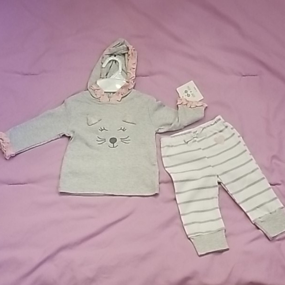Baby Outfit Set - Picture 1 of 8